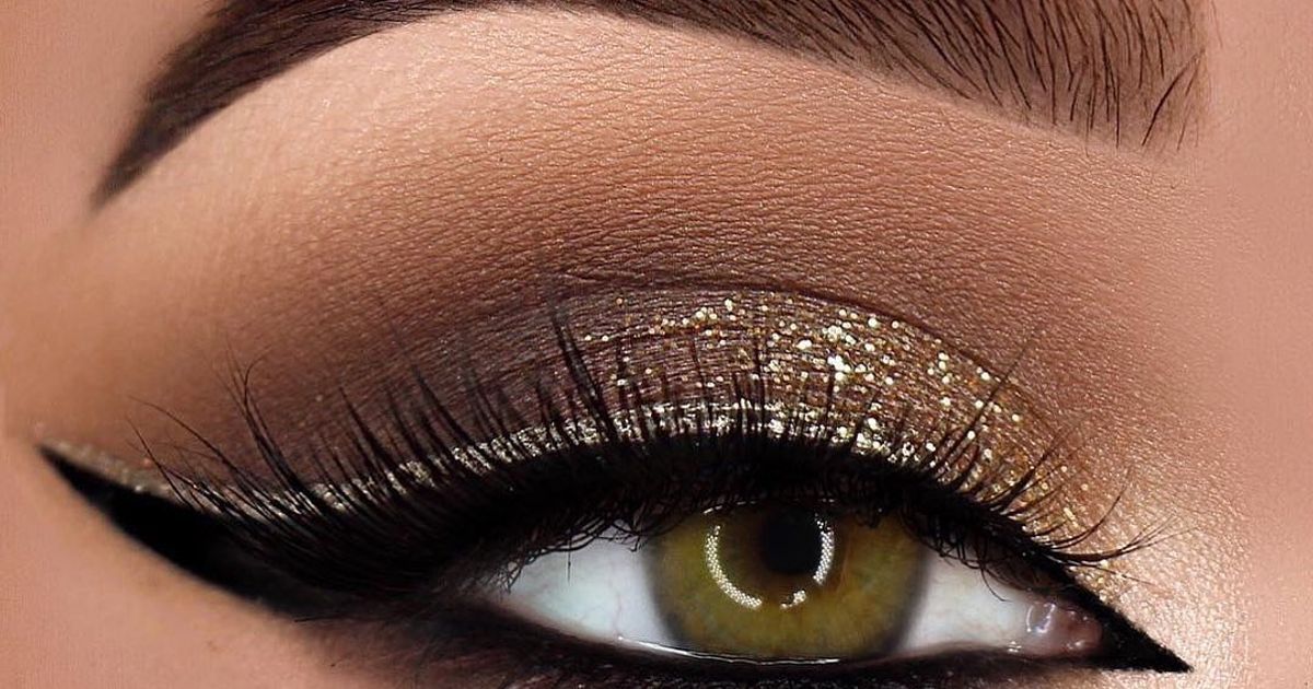 Falsum Eyelash Sales Crescere Worldwide