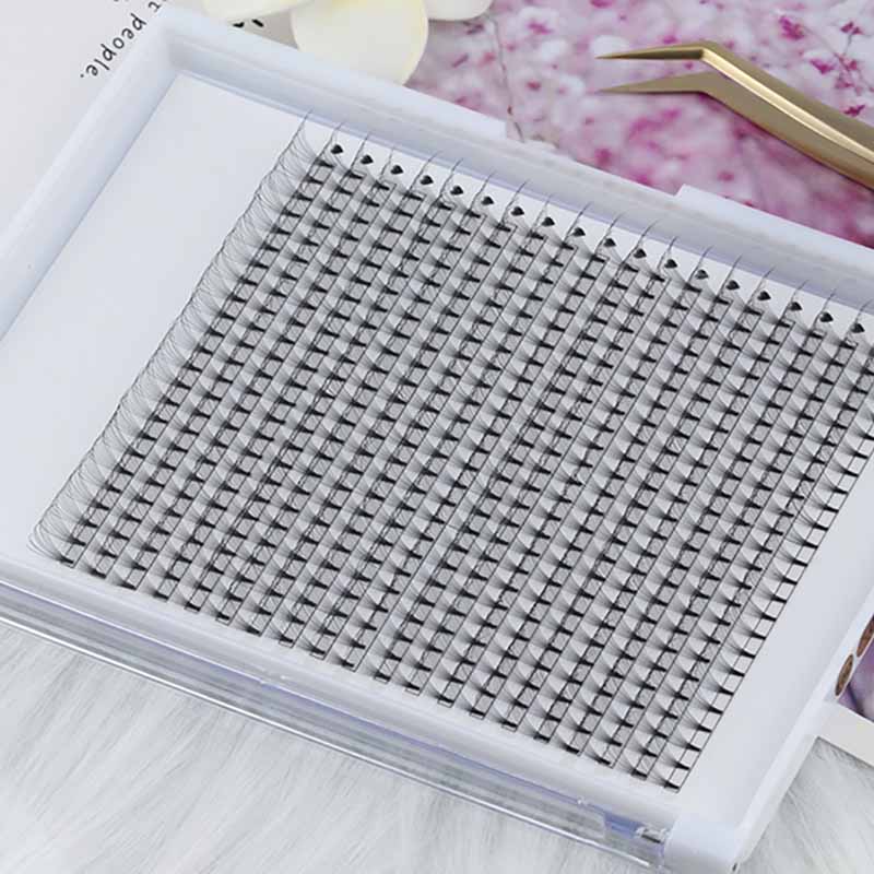 Luxe Premade Fan Lash Tractus