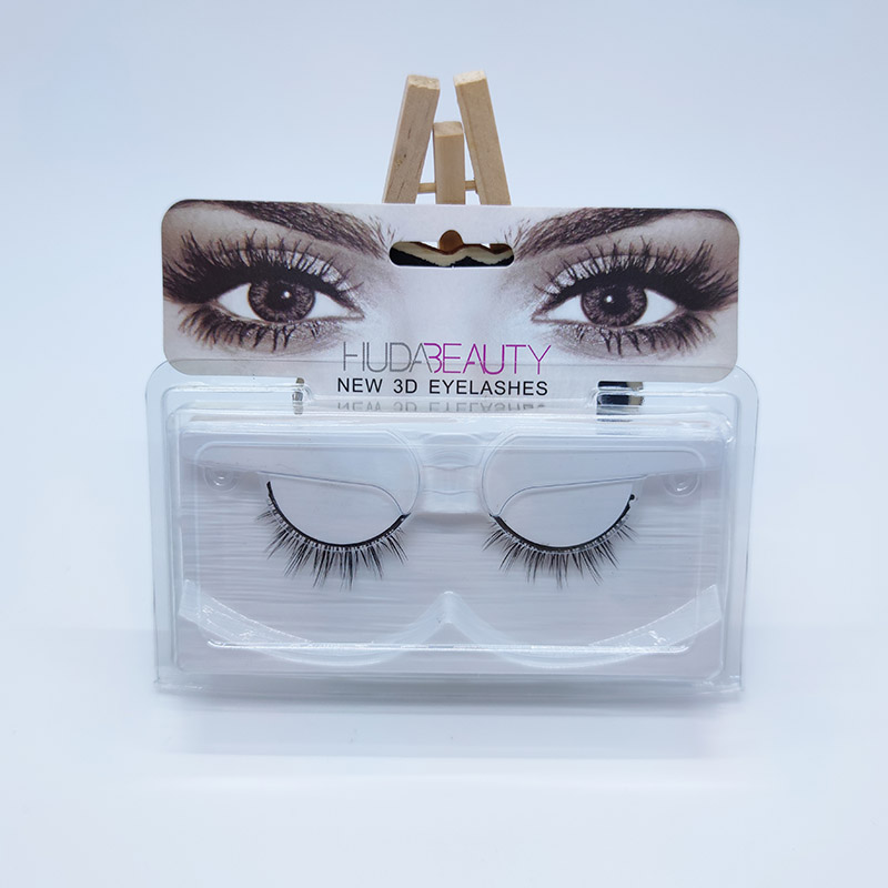 IMPERVIUS sui tenaces Falsa Eyelashes sine gluten et Eyeliner